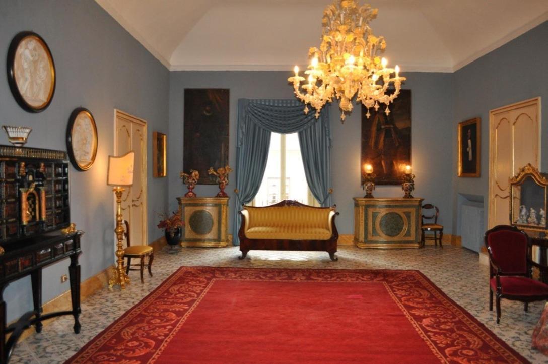 Donna Guia Suite Palermo Exteriör bild
