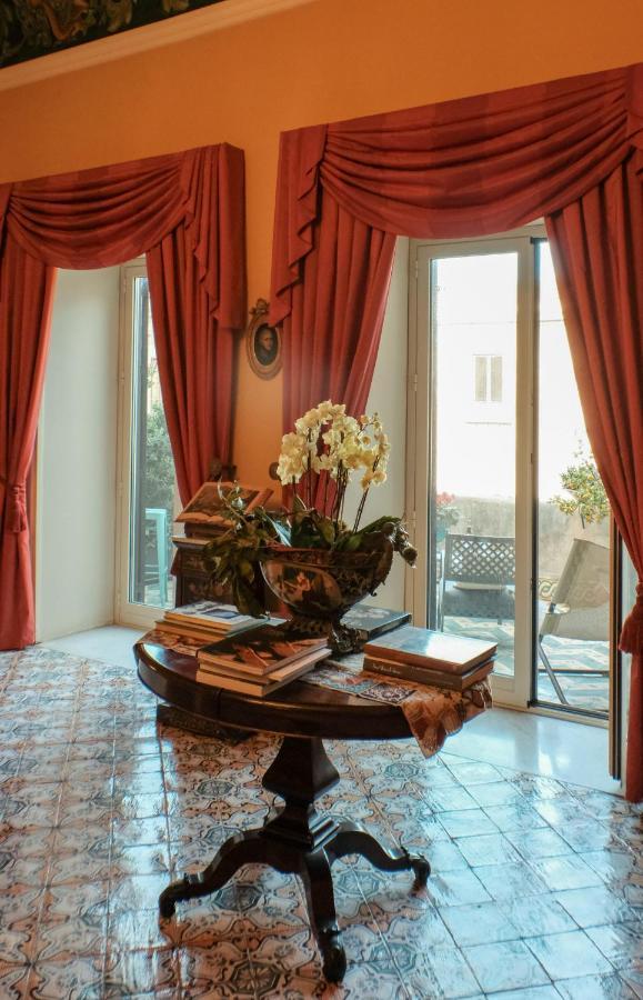 Donna Guia Suite Palermo Exteriör bild