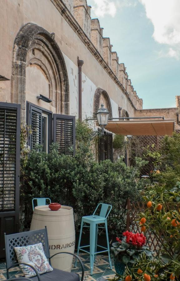 Donna Guia Suite Palermo Exteriör bild