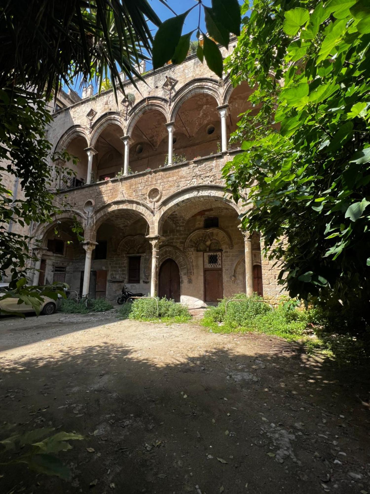 Donna Guia Suite Palermo Exteriör bild